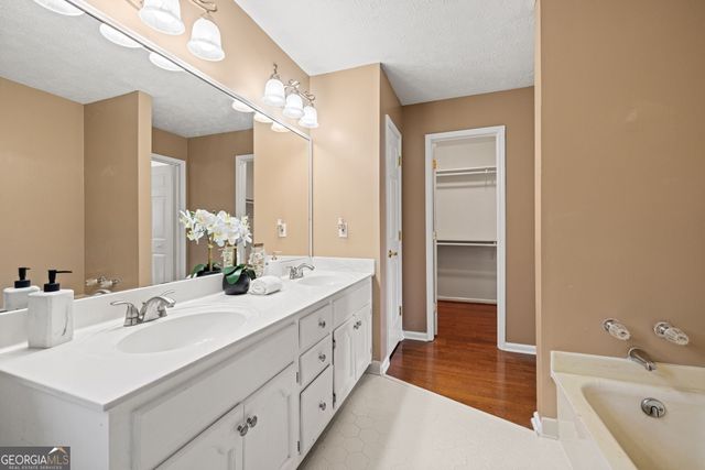 3402 Johnson Ferry Road, Roswell, GA 30075