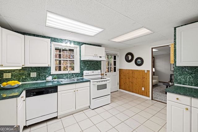 3402 Johnson Ferry Road, Roswell, GA 30075