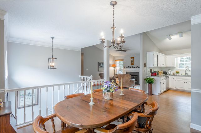 442 Middle View Drive, Ringgold, GA 30736