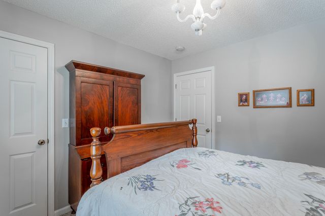 442 Middle View Drive, Ringgold, GA 30736