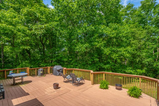 442 Middle View Drive, Ringgold, GA 30736