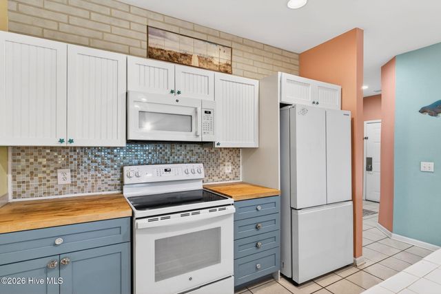 133 Avian Drive Apt 3403, Sunset Beach, NC 28468