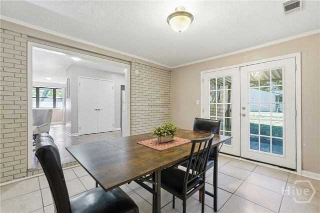 2222 Bacon Park Drive, Savannah, GA 31406