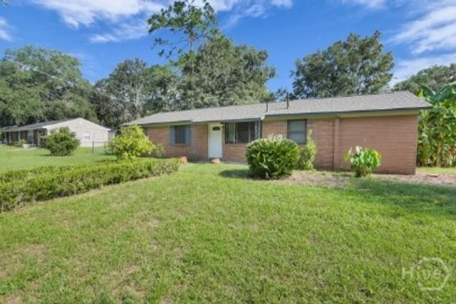 2222 Bacon Park Drive, Savannah, GA 31406