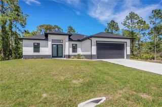 746 Colyer ST E, Lehigh Acres, FL 33974