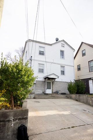 19 Frederick Avenue, Elmont, NY 11003