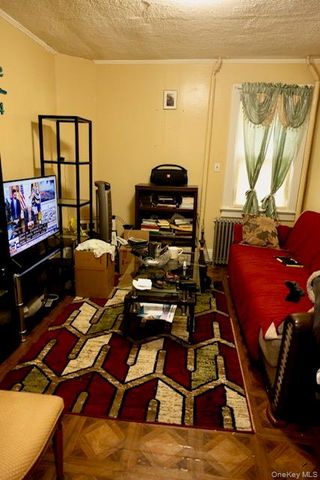 19 Frederick Avenue, Elmont, NY 11003