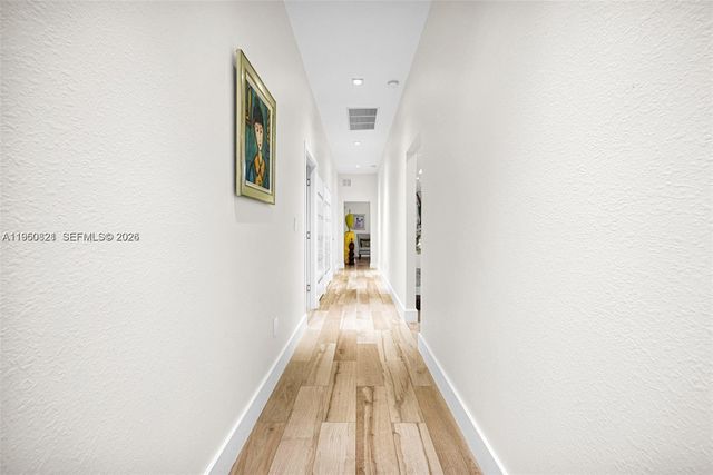 433 NW 127th Ave, Miami, FL 33182