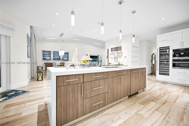 433 NW 127th Ave, Miami, FL 33182