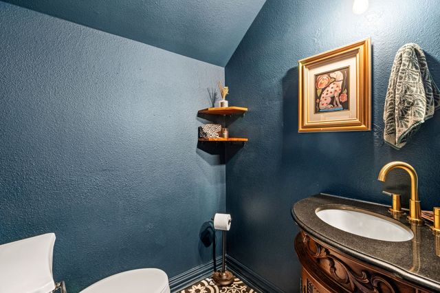 3804 Comanche Trail, Bedford, TX 76021