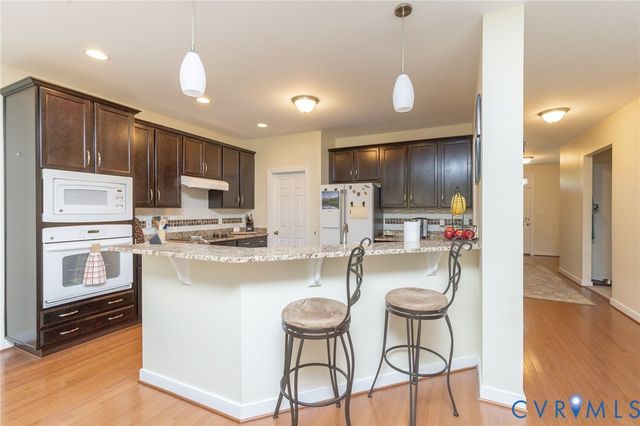 10165 Ambys Ln, Ashland, VA 23005