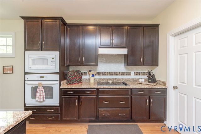 10165 Ambys Ln, Ashland, VA 23005