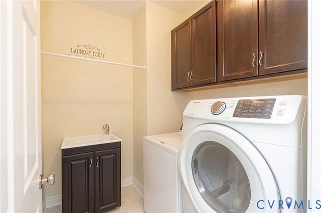 10165 Ambys Ln, Ashland, VA 23005