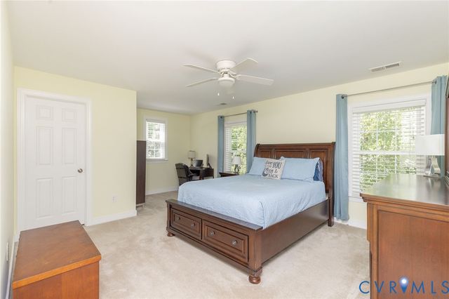 10165 Ambys Ln, Ashland, VA 23005