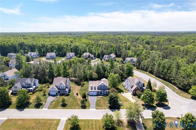 10165 Ambys Ln, Ashland, VA 23005