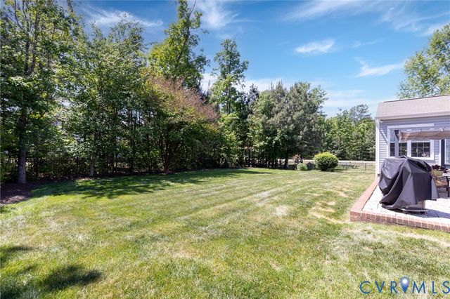 10165 Ambys Ln, Ashland, VA 23005