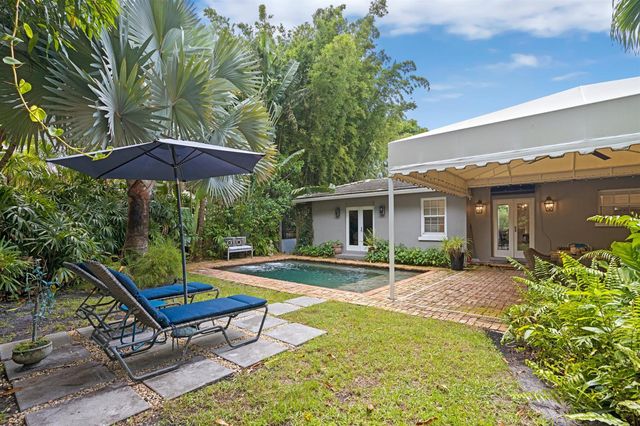 733 Sunset Road, West Palm Beach, FL 33401