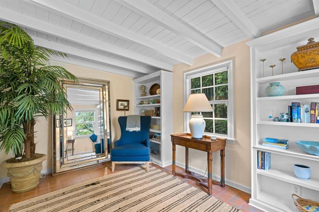733 Sunset Road, West Palm Beach, FL 33401