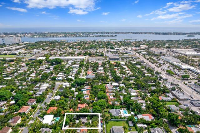733 Sunset Road, West Palm Beach, FL 33401