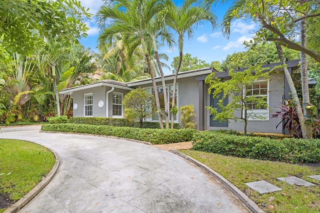 733 Sunset Road, West Palm Beach, FL 33401