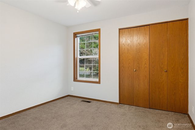 3843 Vassar Loop SE, Lacey, WA 98503