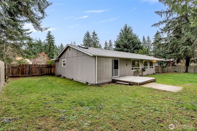 3843 Vassar Loop SE, Lacey, WA 98503