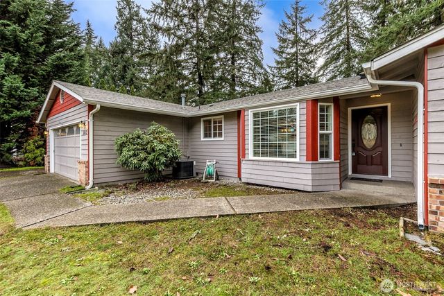 3843 Vassar Loop SE, Lacey, WA 98503