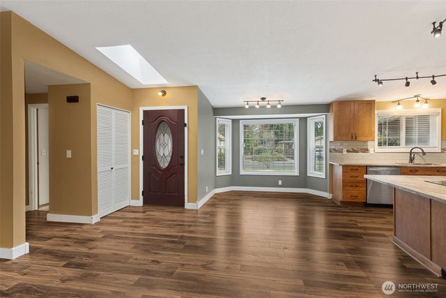 3843 Vassar Loop SE, Lacey, WA 98503