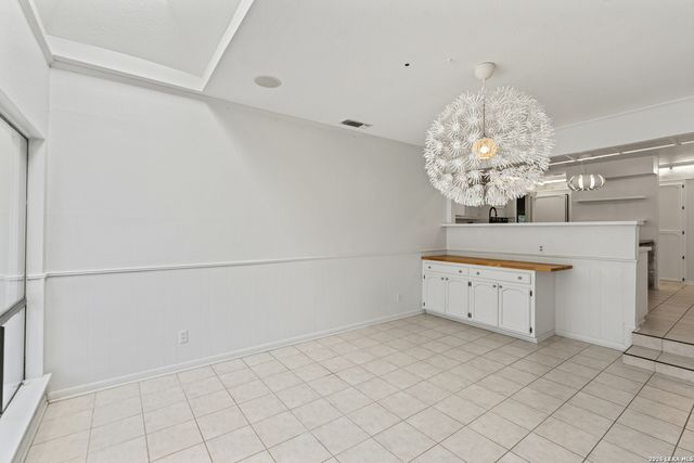 3243 Swandale St, San Antonio, TX 78230
