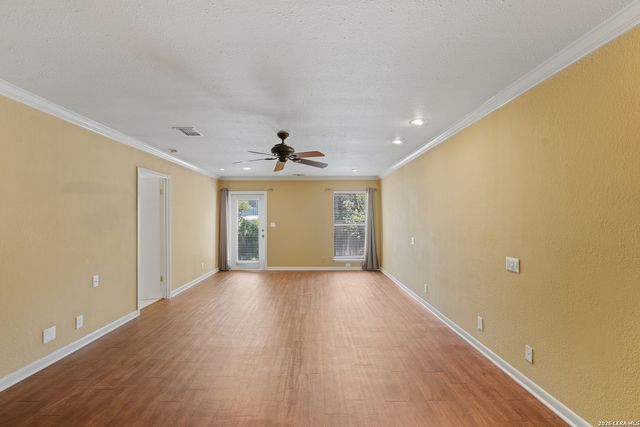3243 Swandale St, San Antonio, TX 78230