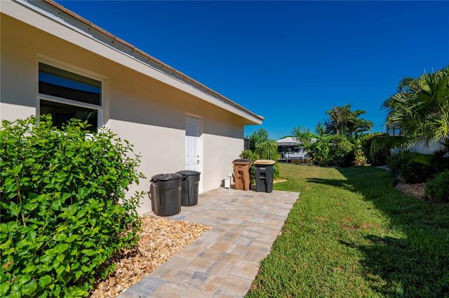 2140 VIA SEVILLE, Punta Gorda, FL 33950