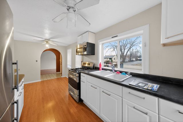 3249 Gilead Avenue, Zion, IL 60099