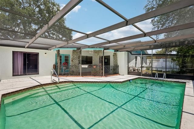 9026 TOURNAMENT DRIVE, Hudson, FL 34667