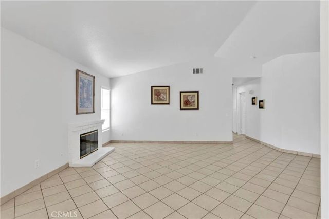 15036 Milford, Adelanto, CA 92301