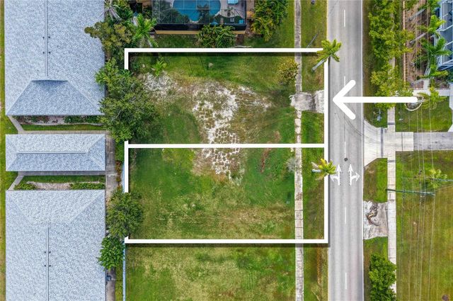 821 W MARION AVENUE, Punta Gorda, FL 33950