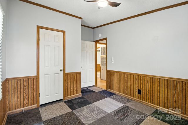 6337 Fairlane Street, Hickory, NC 28602