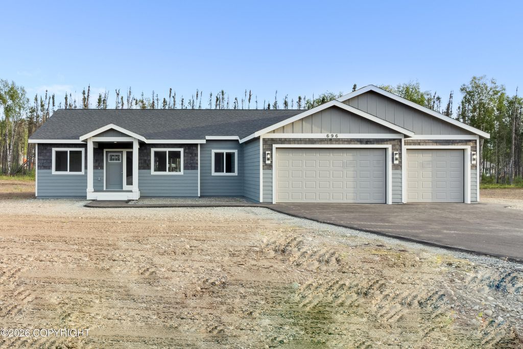 696 W Wood Star Drive, Wasilla, AK 99654