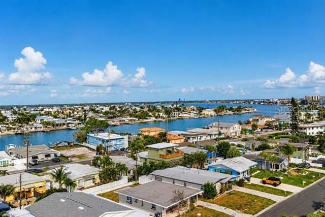 11355 2ND STREET E, Treasure Island, FL 33706