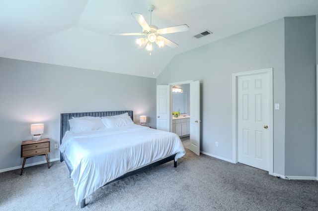 6917 Laurel Canyon Terrace, Fort Worth, TX 76132