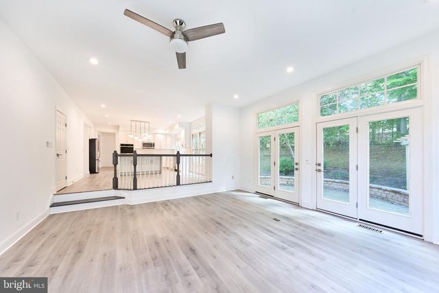 47093 KENTWELL PL, Sterling, VA 20165