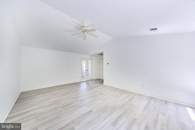 47093 KENTWELL PL, Sterling, VA 20165