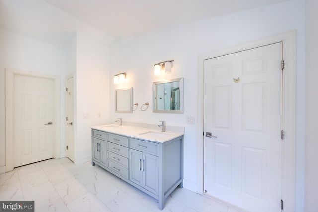 47093 KENTWELL PL, Sterling, VA 20165