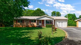 318 David St, Lawrenceburg, TN 38464