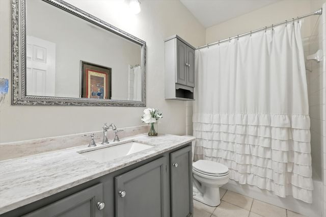 1237 Marina Court, Lewisville, TX 75067
