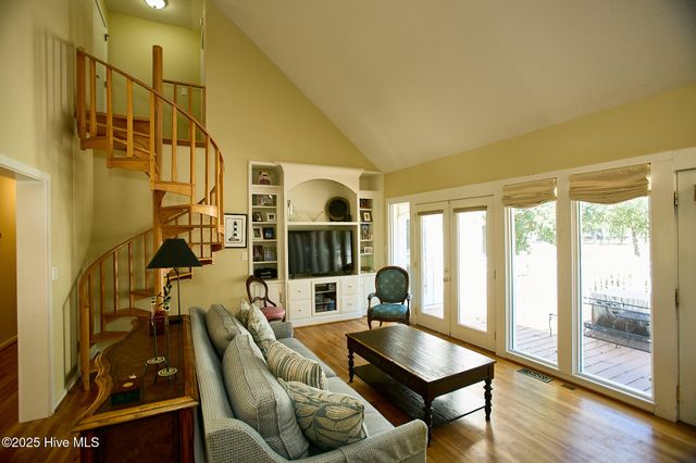 4502 Saint Andrews Drive N, Wilson, NC 27896