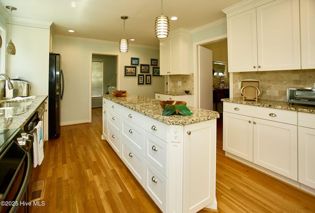 4502 Saint Andrews Drive N, Wilson, NC 27896