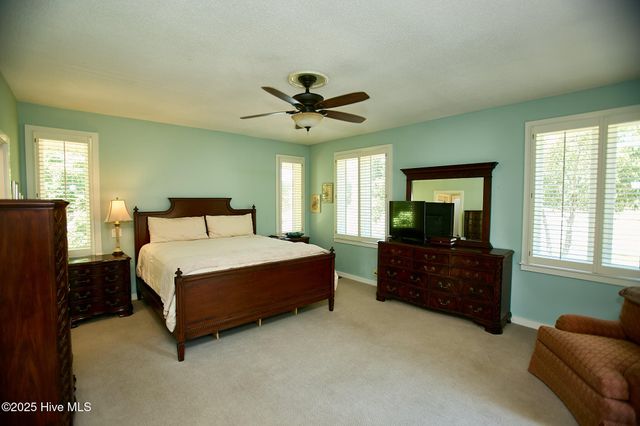 4502 Saint Andrews Drive N, Wilson, NC 27896