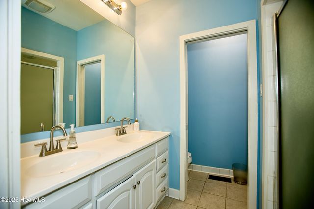 4502 Saint Andrews Drive N, Wilson, NC 27896