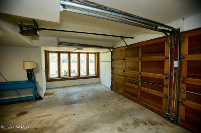 4502 Saint Andrews Drive N, Wilson, NC 27896