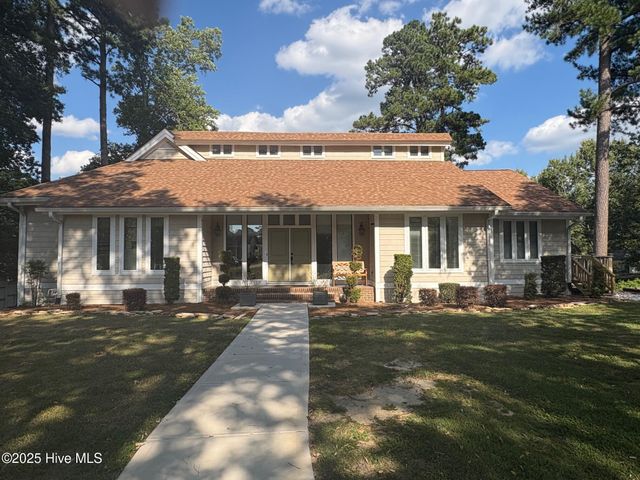 4502 Saint Andrews Drive N, Wilson, NC 27896